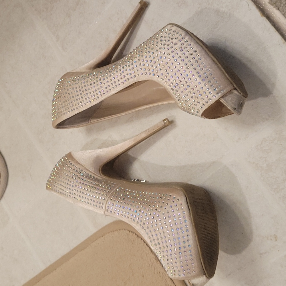 J lo gold silk with rhinestone heels - Picture 4 of 5
